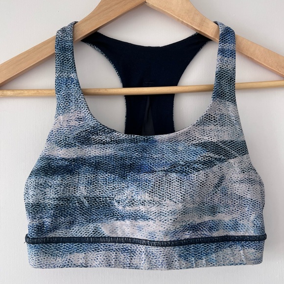 Lululemon Energy Bra Racerback Blue Size 4 - Picture 7 of 8